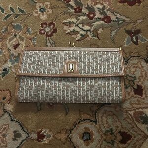 Judith Leiber Leather Logo Turn lock Clutch Wallet